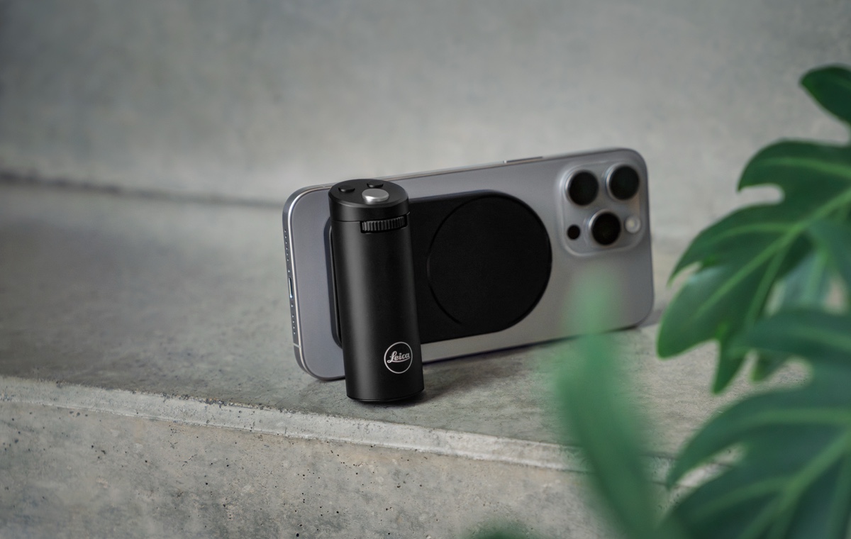 Leica LUX Grip for iPhone