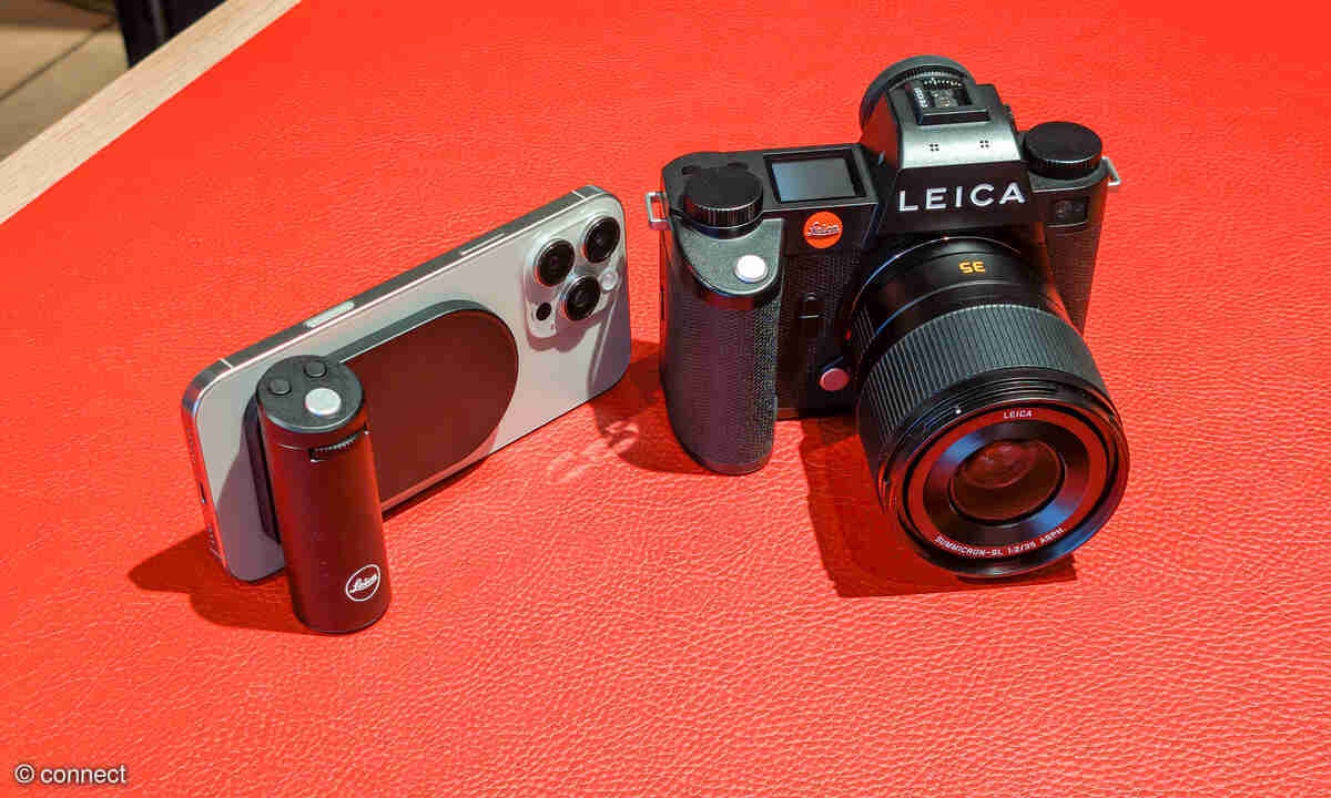 Leica LUX Grip for iPhone
