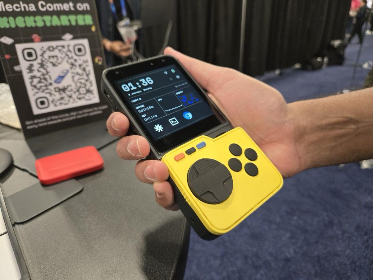 Mecha Comet: The Modular Linux Handheld
