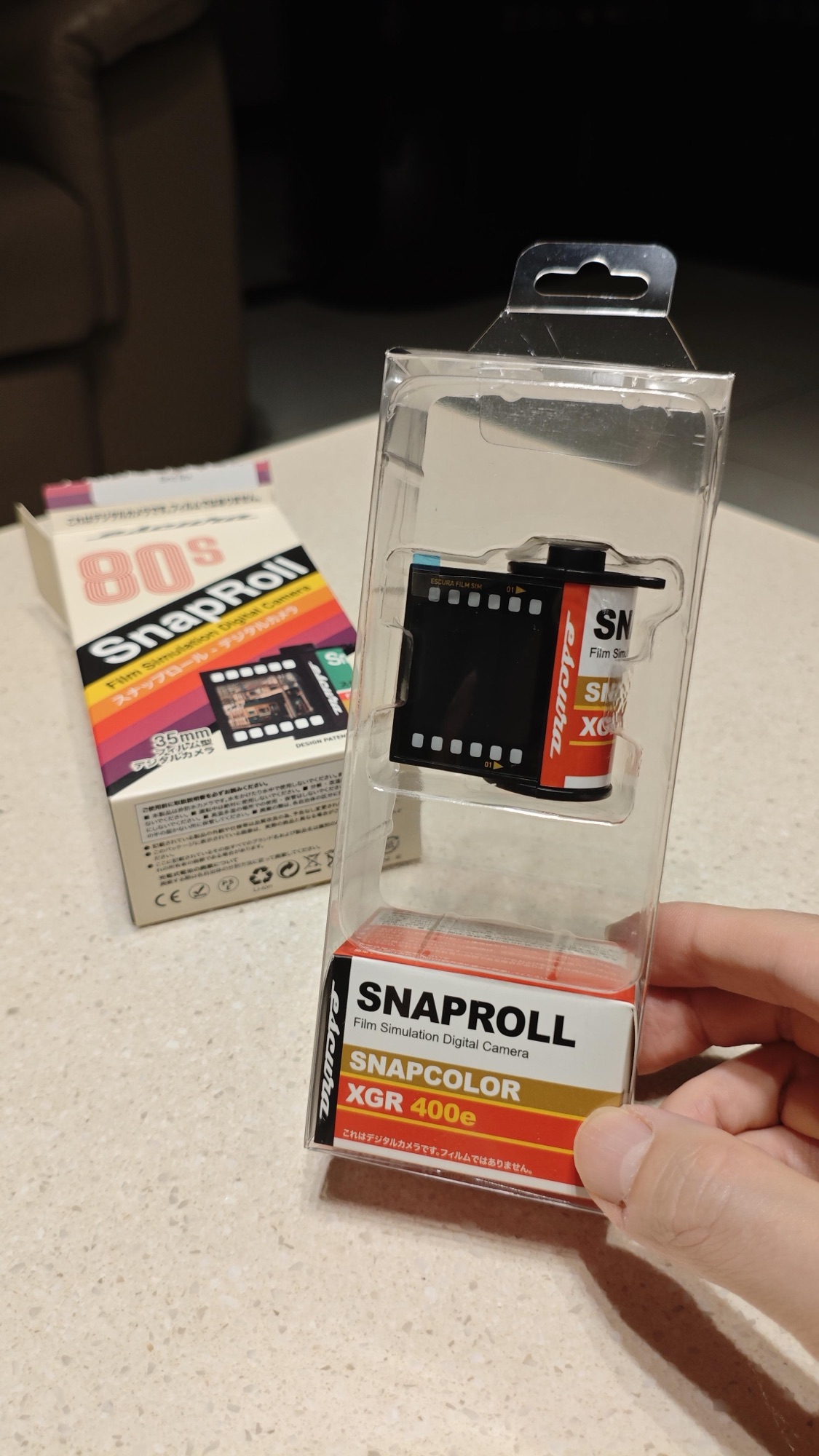 Escura SnapRoll camera